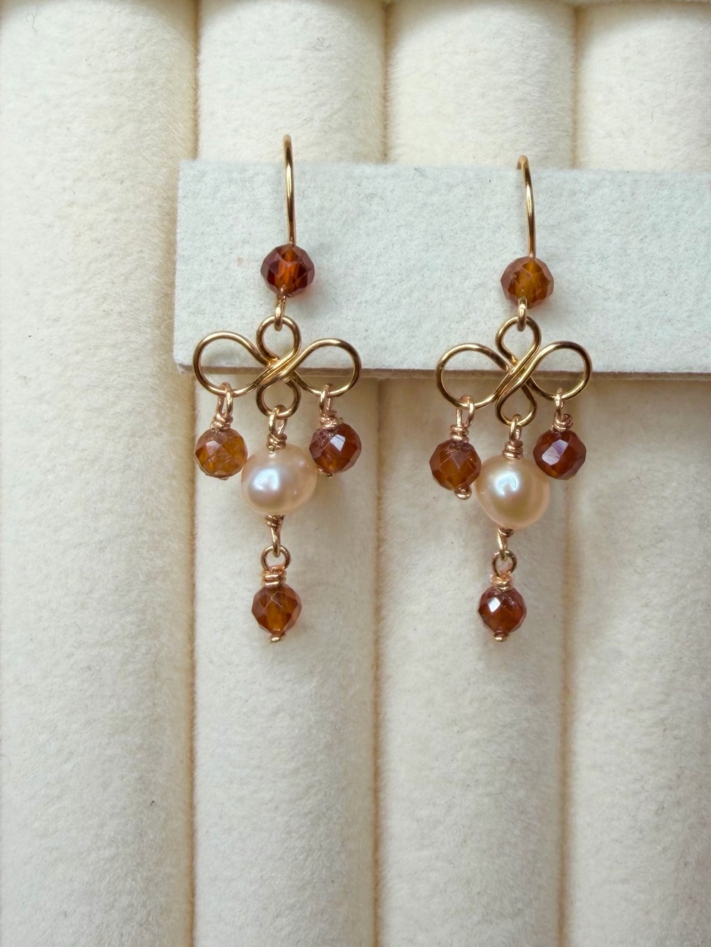 Garnet Pearl Earrings